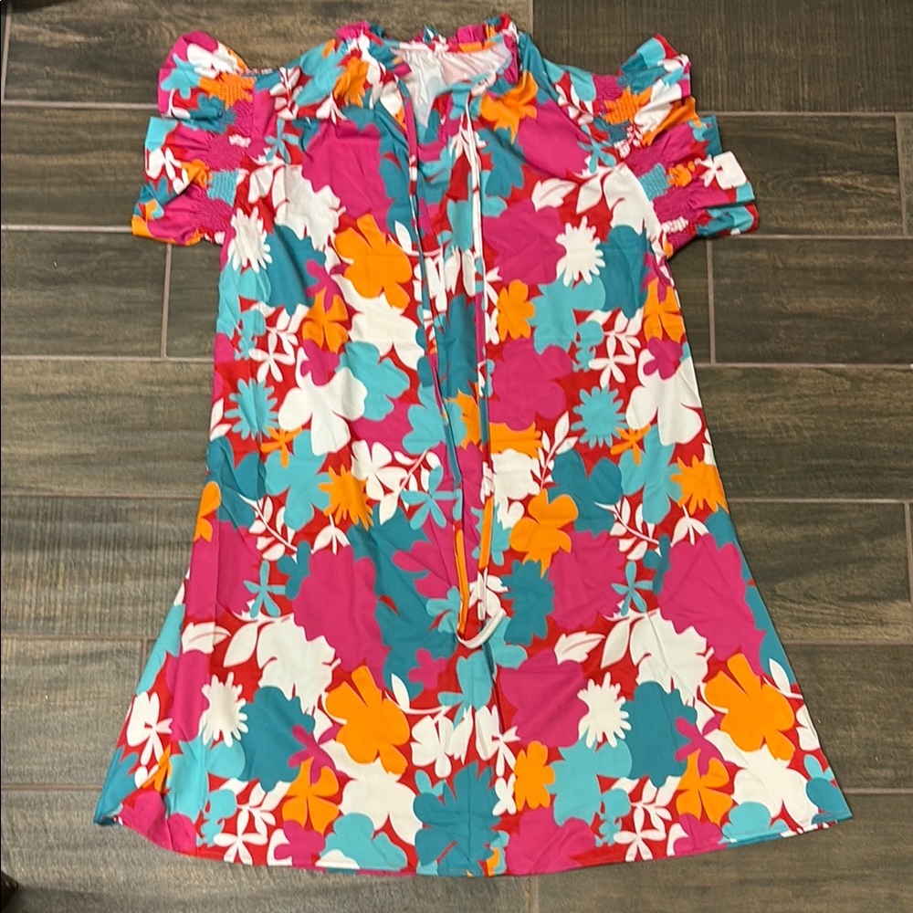 Vibrant Floral Short Sleeve Dress